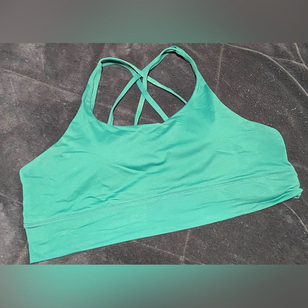 SAVVI Sports Bra